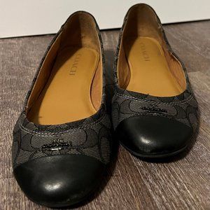 COACH Chelsea Smoke Black Leather 7M US Cap Toe Ballet Flats Signature Logo